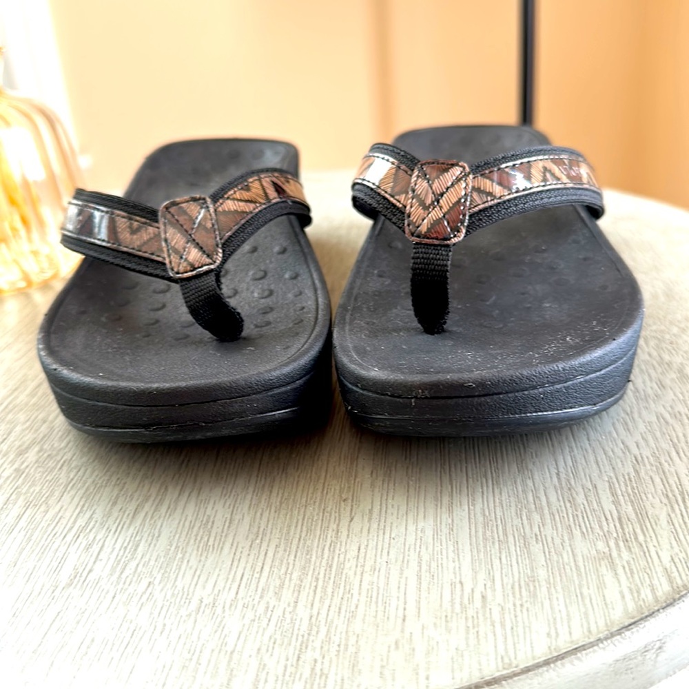 Vionic Flip Flops - image 3